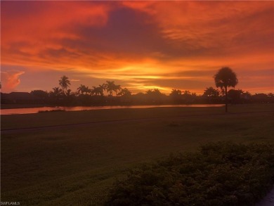 FANTASTIC WESTERN EXPOSURE LAKE AND GOLF COURSE VIEWS FROM THIS on Spanish Wells Golf and Country Club in Florida - for sale on GolfHomes.com, golf home, golf lot