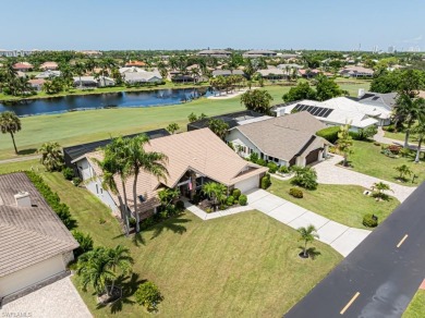 FANTASTIC WESTERN EXPOSURE LAKE AND GOLF COURSE VIEWS FROM THIS on Spanish Wells Golf and Country Club in Florida - for sale on GolfHomes.com, golf home, golf lot