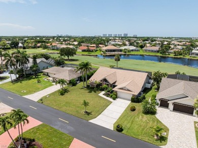 FANTASTIC WESTERN EXPOSURE LAKE AND GOLF COURSE VIEWS FROM THIS on Spanish Wells Golf and Country Club in Florida - for sale on GolfHomes.com, golf home, golf lot