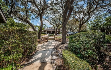 Absolutely gorgeous, totally updated 3 bedroom, 2 bath VILLA in on Innisbrook Resort and Golf Club in Florida - for sale on GolfHomes.com, golf home, golf lot