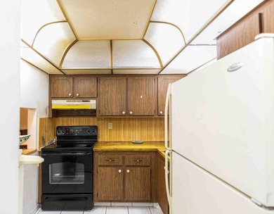 This unit is being sold AS-IS and presents an excellent on Sunrise Lakes Phase IV Golf Course in Florida - for sale on GolfHomes.com, golf home, golf lot