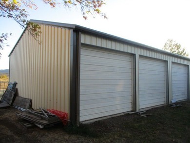 5 bedroom 2 bath with attached garage and heated 1,500 sqft on  in Oregon - for sale on GolfHomes.com, golf home, golf lot