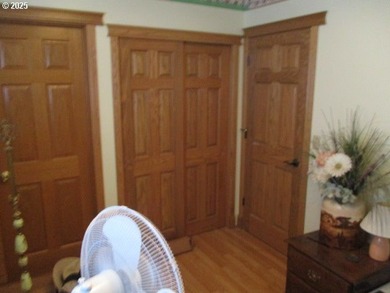 5 bedroom 2 bath with attached garage and heated 1,500 sqft on  in Oregon - for sale on GolfHomes.com, golf home, golf lot