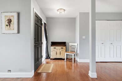 Beautiful townhome with mid century modern touches set on a on Old Orchard Country Club in Illinois - for sale on GolfHomes.com, golf home, golf lot