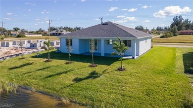 Beautiful waterfront single-family home - take advantage of an on Burnt Store Golf Club in Florida - for sale on GolfHomes.com, golf home, golf lot