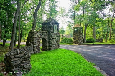 Move right in and enjoy this fully furnished, beautifully on Buck Hill Golf Club  in Pennsylvania - for sale on GolfHomes.com, golf home, golf lot