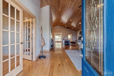 Luxury Living in Gulf Breeze. Welcome to your elevated slice of on Tiger Point Golf and Country Club in Florida - for sale on GolfHomes.com, golf home, golf lot