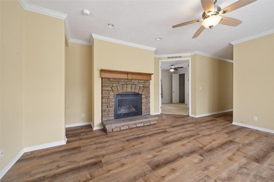 Super Spacious 3 bedroom, 2 bath home ready for you to make it on Winding Creek Executive Course in New York - for sale on GolfHomes.com, golf home, golf lot