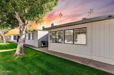 Bright, Open Floorplan! 1 bed plus den/family room with 2 bath! on Sunland Village East Golf Course in Arizona - for sale on GolfHomes.com, golf home, golf lot