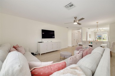 One or more photo(s) has been virtually staged. Welcome home to on Mainlands Golf Club in Florida - for sale on GolfHomes.com, golf home, golf lot