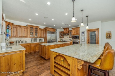 High-end gated location golf cart distance to Hayden Lake CC on Avondale Golf and Tennis Club in Idaho - for sale on GolfHomes.com, golf home, golf lot