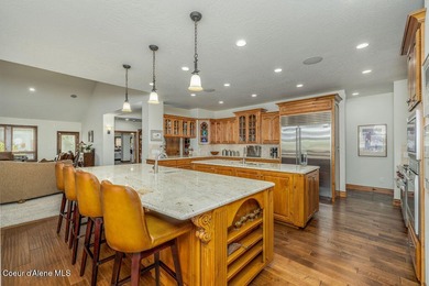 High-end gated location golf cart distance to Hayden Lake CC on Avondale Golf and Tennis Club in Idaho - for sale on GolfHomes.com, golf home, golf lot