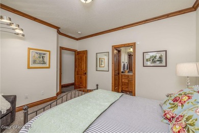 High-end gated location golf cart distance to Hayden Lake CC on Avondale Golf and Tennis Club in Idaho - for sale on GolfHomes.com, golf home, golf lot