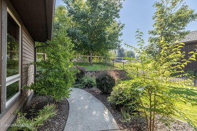 High-end gated location golf cart distance to Hayden Lake CC on Avondale Golf and Tennis Club in Idaho - for sale on GolfHomes.com, golf home, golf lot