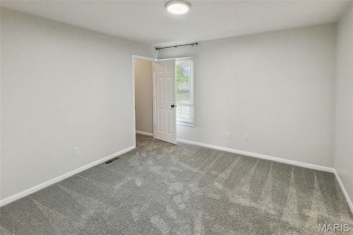 Your chance to live in The Orchards Golf Club! This spacious on The Orchards Golf Club in Illinois - for sale on GolfHomes.com, golf home, golf lot
