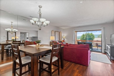 Attention buyers!  Come check out this awesome condo in Pointe on Pointe Royale Village Country Club in Missouri - for sale on GolfHomes.com, golf home, golf lot