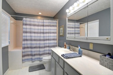 Looking for a spacious 3-bedroom condo in a semi-private setting on Heatherwoode Golf Club in Ohio - for sale on GolfHomes.com, golf home, golf lot