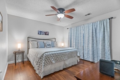 Attention buyers!  Come check out this awesome condo in Pointe on Pointe Royale Village Country Club in Missouri - for sale on GolfHomes.com, golf home, golf lot