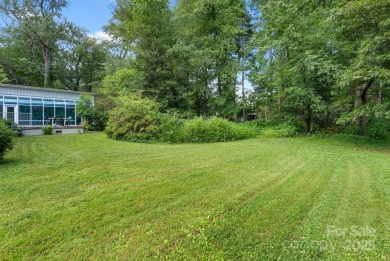 Excellent opportunity to make this one level home in desirable on Crooked Creek Golf Course in North Carolina - for sale on GolfHomes.com, golf home, golf lot