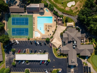 Attention buyers!  Come check out this awesome condo in Pointe on Pointe Royale Village Country Club in Missouri - for sale on GolfHomes.com, golf home, golf lot