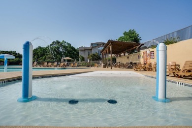 Attention buyers!  Come check out this awesome condo in Pointe on Pointe Royale Village Country Club in Missouri - for sale on GolfHomes.com, golf home, golf lot