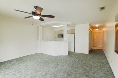 Opportunity knocks with this 1-bedroom condo in a gated golf on Brunswick Plantation and Golf Resorts in North Carolina - for sale on GolfHomes.com, golf home, golf lot