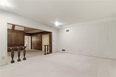 OPPORTUNITY TO OWN ON THE 7TH FAIRWAY! Meticulously maintained 1 on Blue Hills Country Club in Missouri - for sale on GolfHomes.com, golf home, golf lot