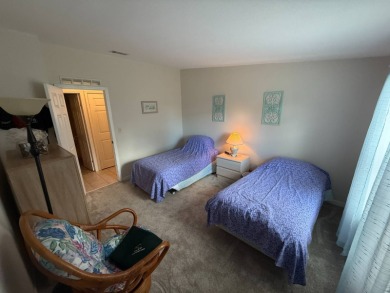 This well-cared for 2-bedroom, 2-bathroom Palm Harbor Home is on Del Tura Golf and Country Club in Florida - for sale on GolfHomes.com, golf home, golf lot