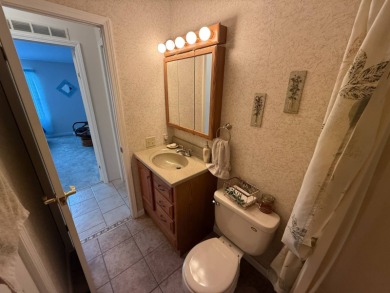 This well-cared for 2-bedroom, 2-bathroom Palm Harbor Home is on Del Tura Golf and Country Club in Florida - for sale on GolfHomes.com, golf home, golf lot