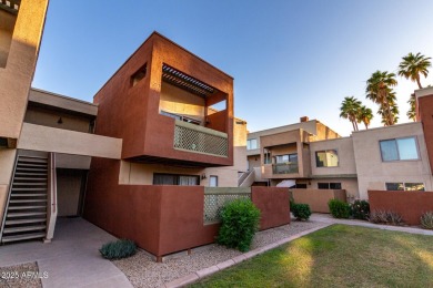 Discover the perfect blend of comfort and convenience in this on Continental Golf Course in Arizona - for sale on GolfHomes.com, golf home, golf lot