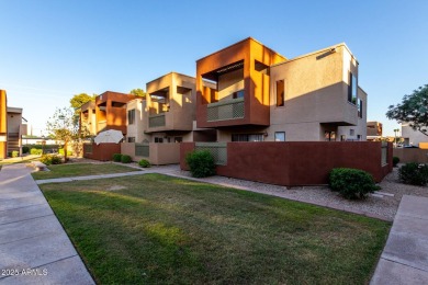Discover the perfect blend of comfort and convenience in this on Continental Golf Course in Arizona - for sale on GolfHomes.com, golf home, golf lot