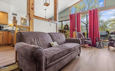 Charming Turn-Key Cabin in Gatlinburg's Premier Cobbly Nob on Bent Creek Golf Course in Tennessee - for sale on GolfHomes.com, golf home, golf lot