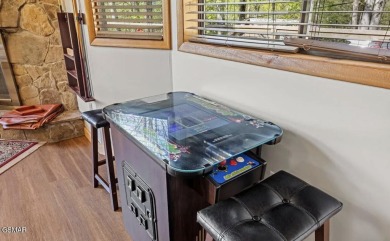 Charming Turn-Key Cabin in Gatlinburg's Premier Cobbly Nob on Bent Creek Golf Course in Tennessee - for sale on GolfHomes.com, golf home, golf lot