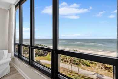 One or more photo(s) has been virtually staged. This is more on Links on Longboat Golf Club in Florida - for sale on GolfHomes.com, golf home, golf lot