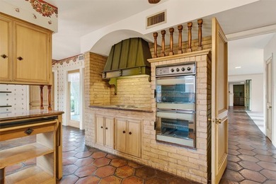 This is an exceptional opportunity to own a spacious two story on Corpus Christi Country Club Golf Course in Texas - for sale on GolfHomes.com, golf home, golf lot