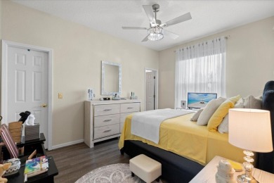 Charming 3-Bed Condo with Golf Course Views in Gated Community

 on Oaks National Golf Course in Florida - for sale on GolfHomes.com, golf home, golf lot