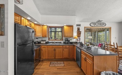 Charming Turn-Key Cabin in Gatlinburg's Premier Cobbly Nob on Bent Creek Golf Course in Tennessee - for sale on GolfHomes.com, golf home, golf lot