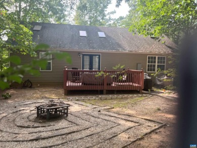 Just Listed-ASSUMABLE 2.75% CONVENTIONAL  LOAN. Immaculate on Lake Monticello Golf Course in Virginia - for sale on GolfHomes.com, golf home, golf lot