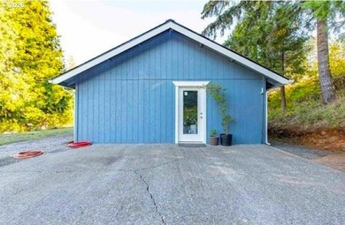 Enjoy life above the valley fog -- brand new 2 bed/1 bath on Circle Bar Golf Club in Oregon - for sale on GolfHomes.com, golf home, golf lot