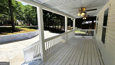 Welcome home to 389 Waxwing Drive!! Adorable renovated tri-level on Turtle Cove Golf Course in Georgia - for sale on GolfHomes.com, golf home, golf lot