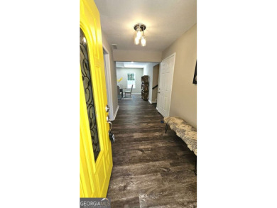 Welcome home to 389 Waxwing Drive!! Adorable renovated tri-level on Turtle Cove Golf Course in Georgia - for sale on GolfHomes.com, golf home, golf lot