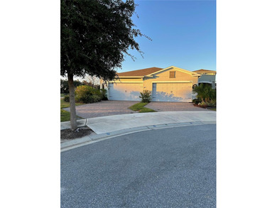 This is a beautiful end unit Villa on a cul-de-sac featuring two on Mystic Dunes Resort and Golf Club in Florida - for sale on GolfHomes.com, golf home, golf lot
