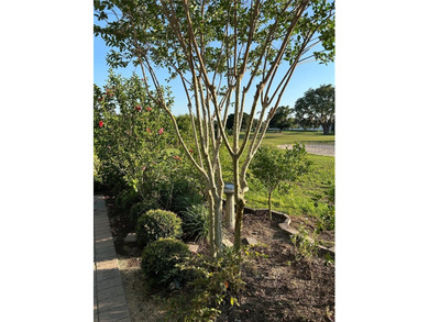 This is a beautiful end unit Villa on a cul-de-sac featuring two on Mystic Dunes Resort and Golf Club in Florida - for sale on GolfHomes.com, golf home, golf lot