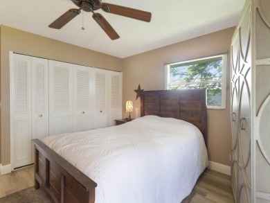 Step into this beautifully maintained 2 bedroom 2 bath condo on Kings Point Golf -Flanders Way in Florida - for sale on GolfHomes.com, golf home, golf lot