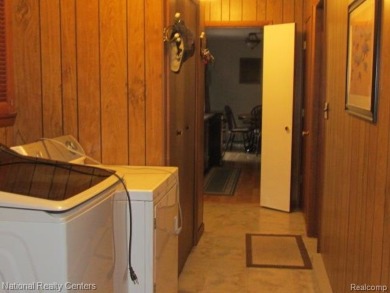 Nicely updated and well maintained year round ranch home offers on Lost Lake Woods Club in Michigan - for sale on GolfHomes.com, golf home, golf lot