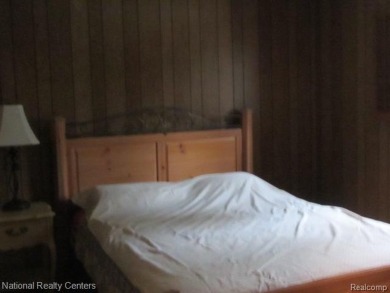 Nicely updated and well maintained year round ranch home offers on Lost Lake Woods Club in Michigan - for sale on GolfHomes.com, golf home, golf lot