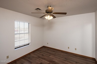Welcome to your new Lake Havasu retreat! This beautiful on London Bridge Golf Course in Arizona - for sale on GolfHomes.com, golf home, golf lot