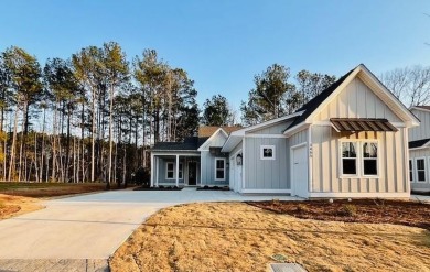Eagle Talons spec home which is 3 bed/2 bath & is 1,676 sq.ft on Grand National Golf Course in Alabama - for sale on GolfHomes.com, golf home, golf lot