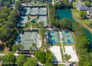 Immaculate Move-In Ready Home in Desirable Fleming Island on Golf Club At Fleming Island in Florida - for sale on GolfHomes.com, golf home, golf lot