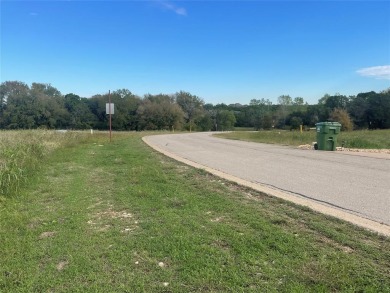 Beautiful flat .85 acre lot. This large lot give you multiple on The Retreat in Texas - for sale on GolfHomes.com, golf home, golf lot